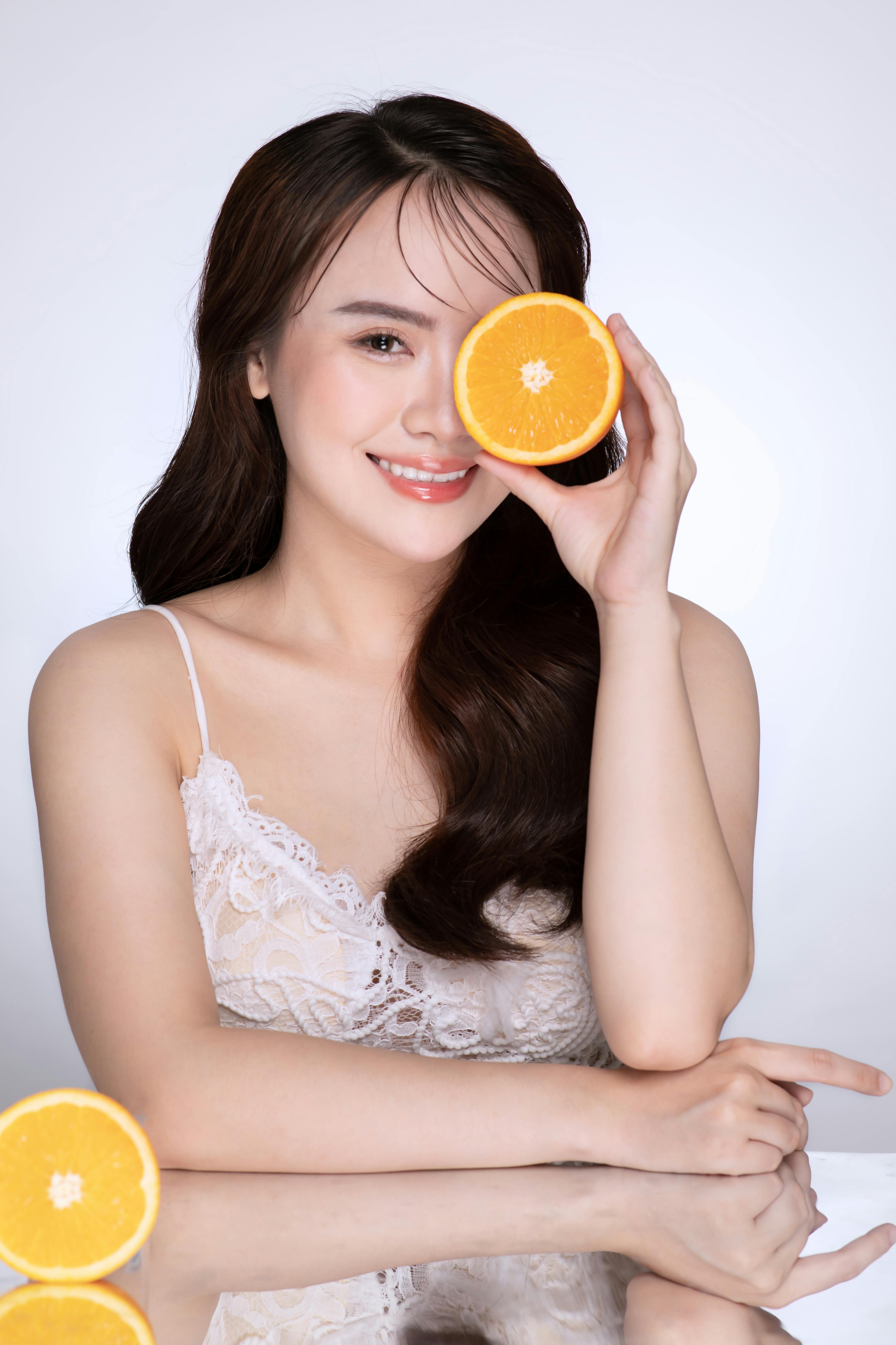 团队成员头像：制片与项目管理