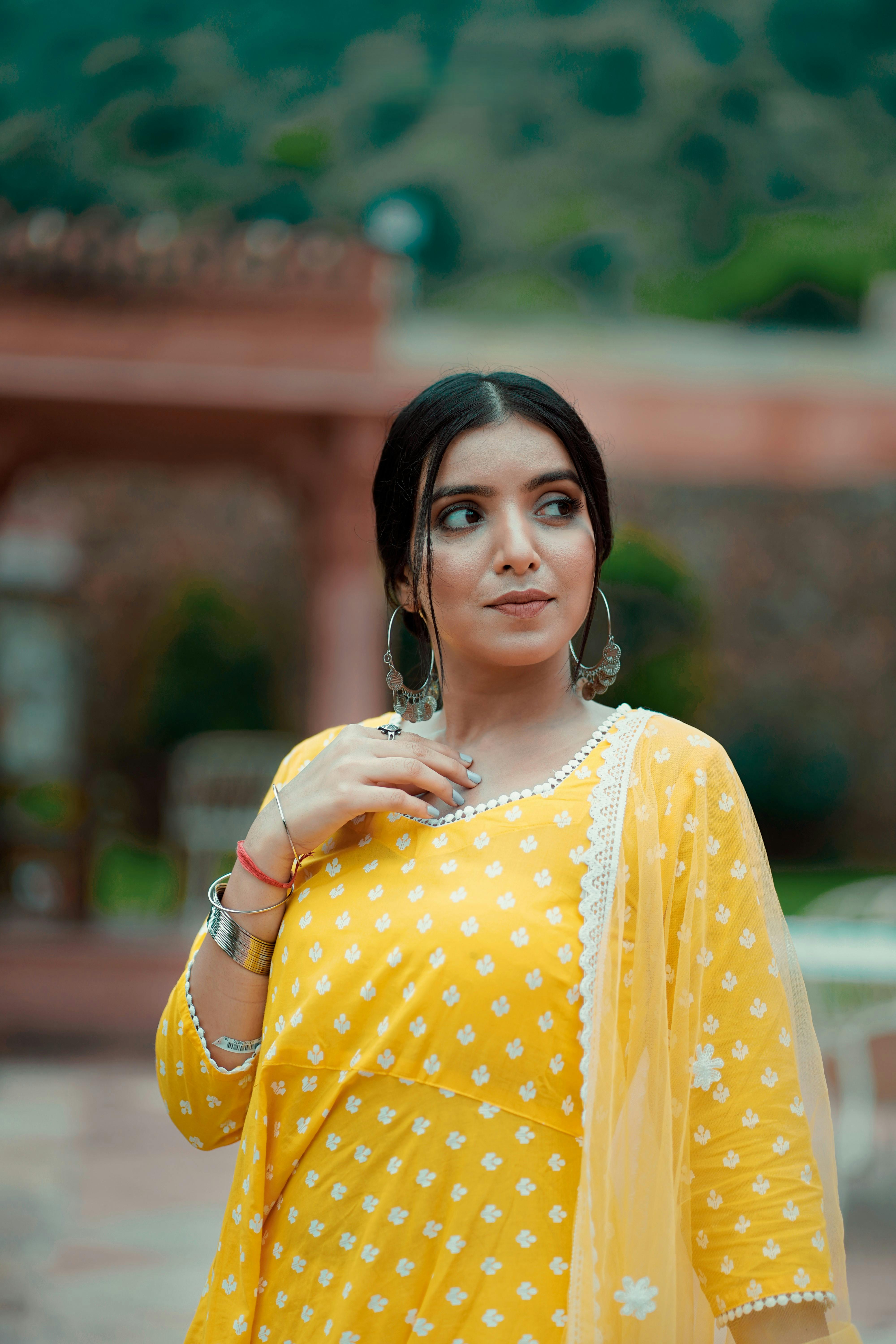 团队成员头像：后期剪辑与调色